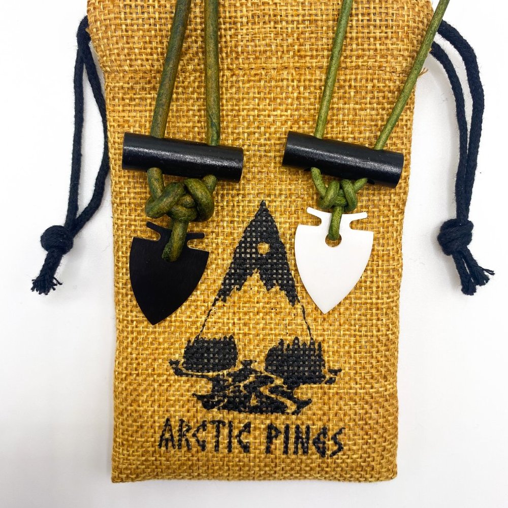 Arrowhead Fire Starter Necklace with GREEN Cord, Bushcraft Survival Necklace